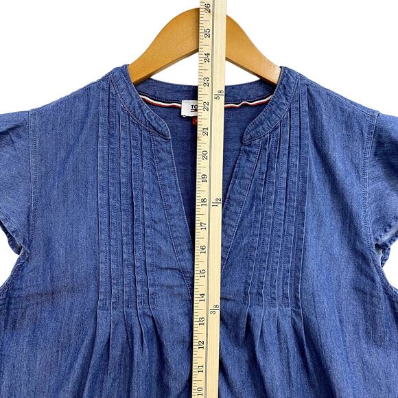 Tommy Hilfiger Denim Top Womens Medium Blue Button Up V-Neck Pin Tuck Sleeveless - Picture 7 of 9